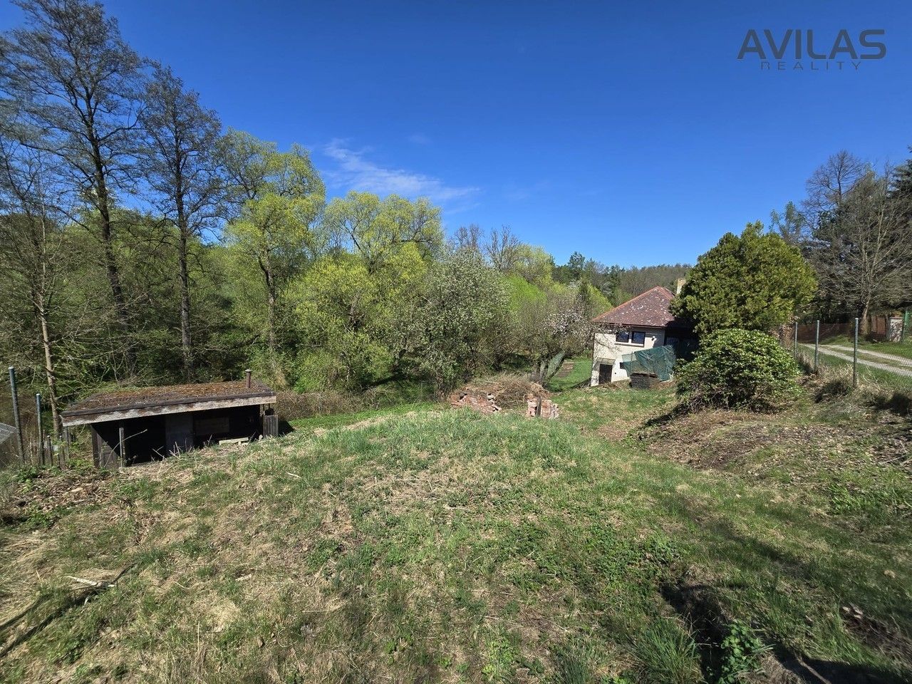 Zahrady, Hostěradice, Kamenný Přívoz, 444 m²