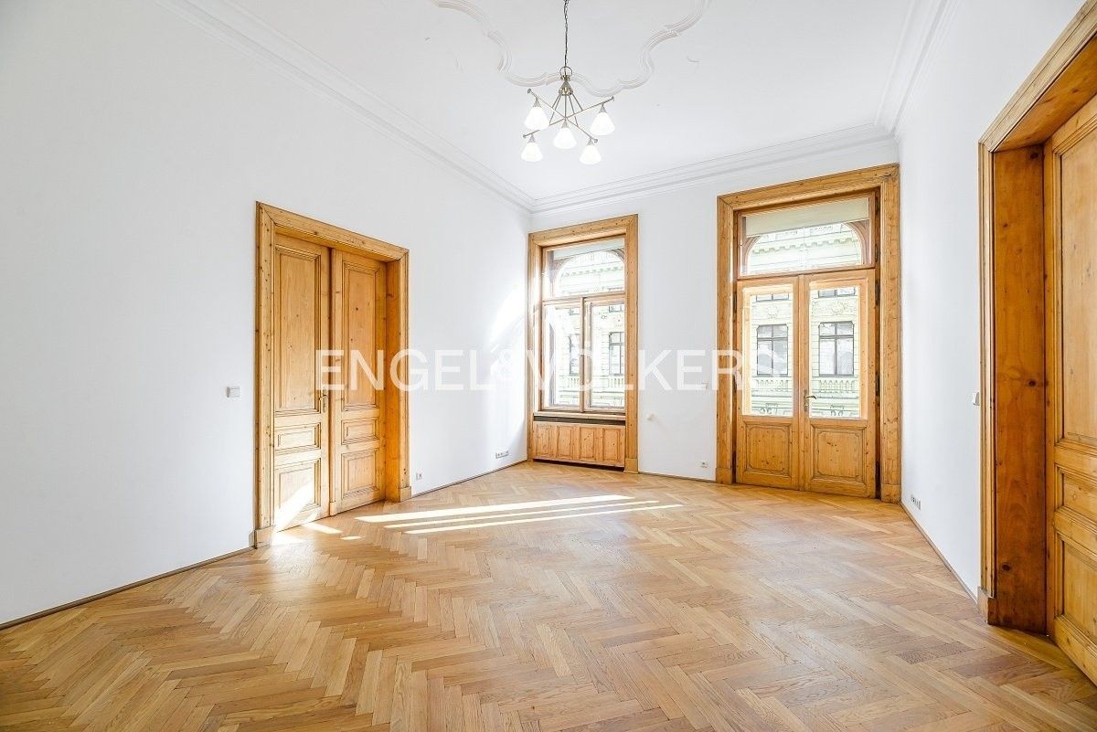 5+1, Ibsenova, Praha, 171 m²
