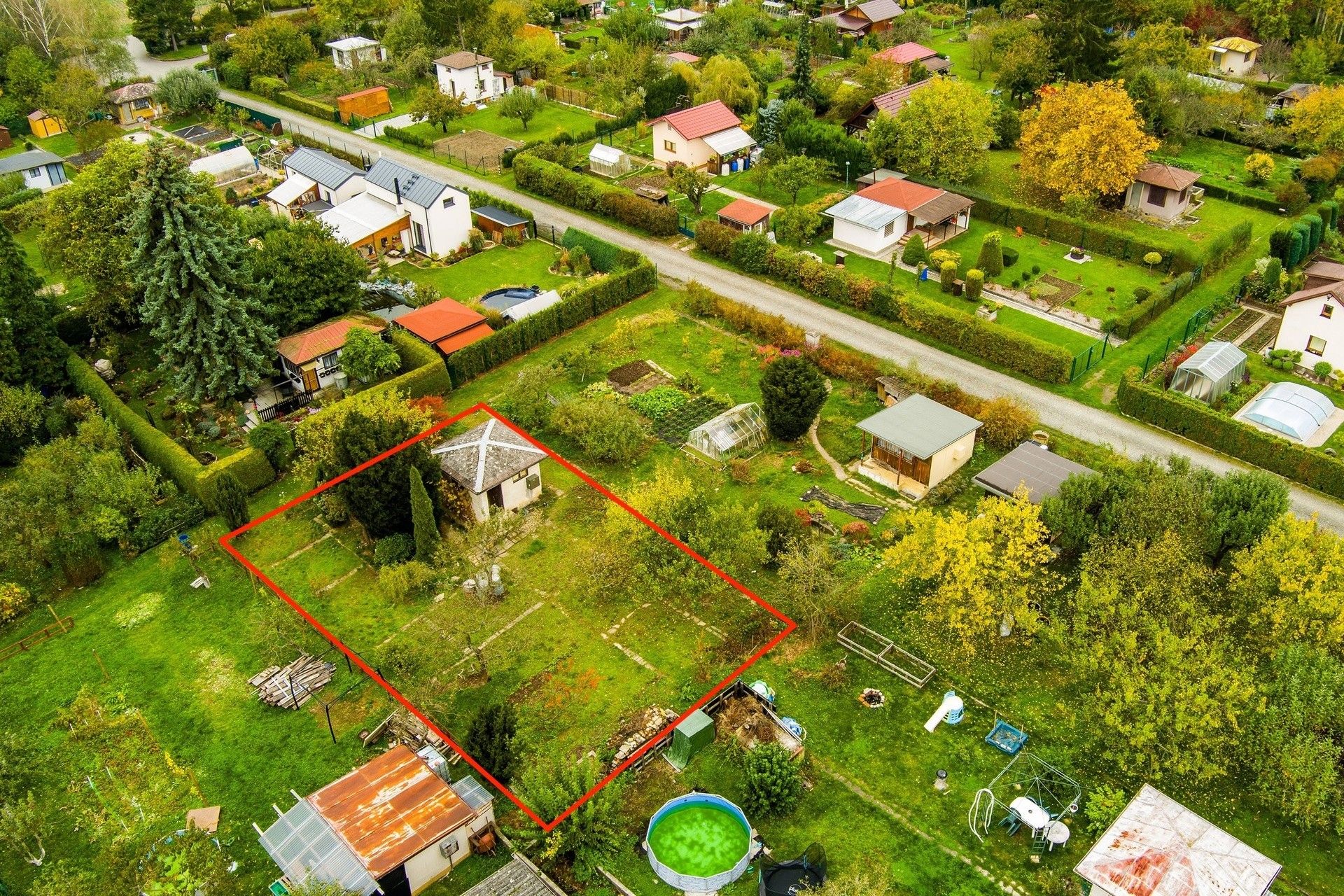 Zahrady, Plzeň, 379 m²