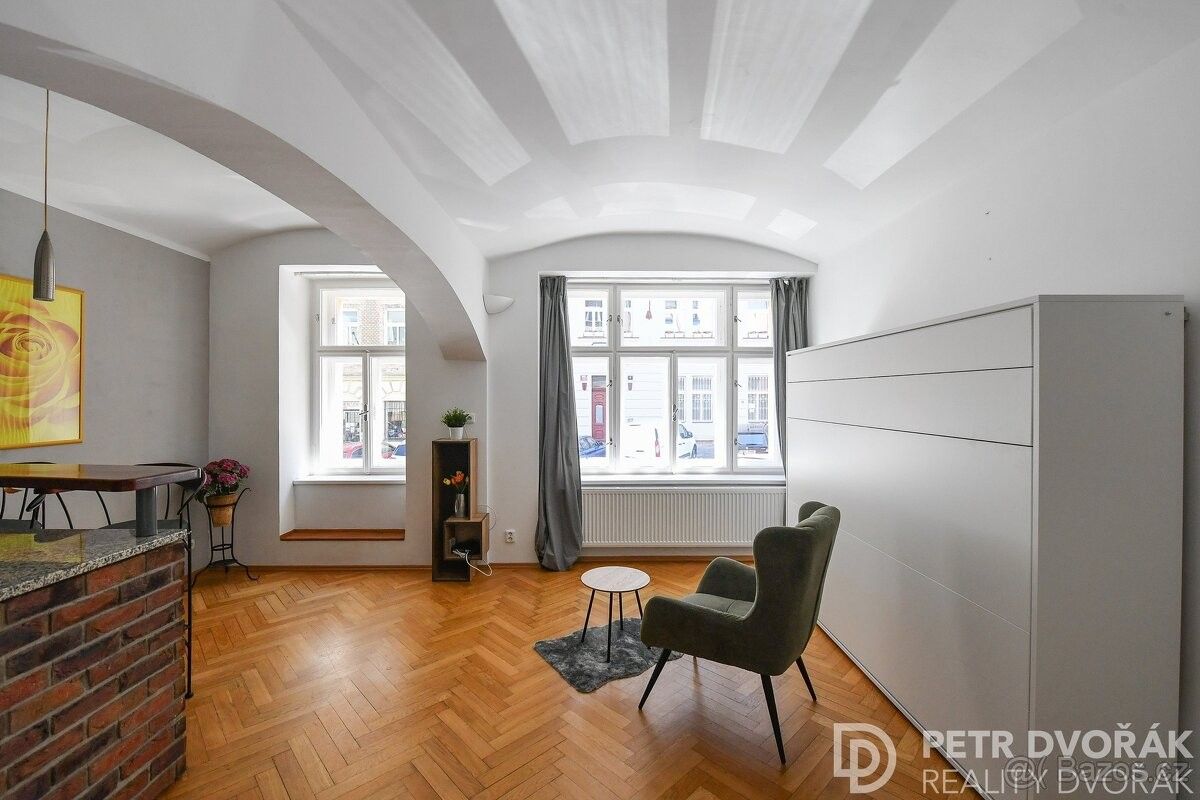 1+kk, Praha, 130 00, 41 m²
