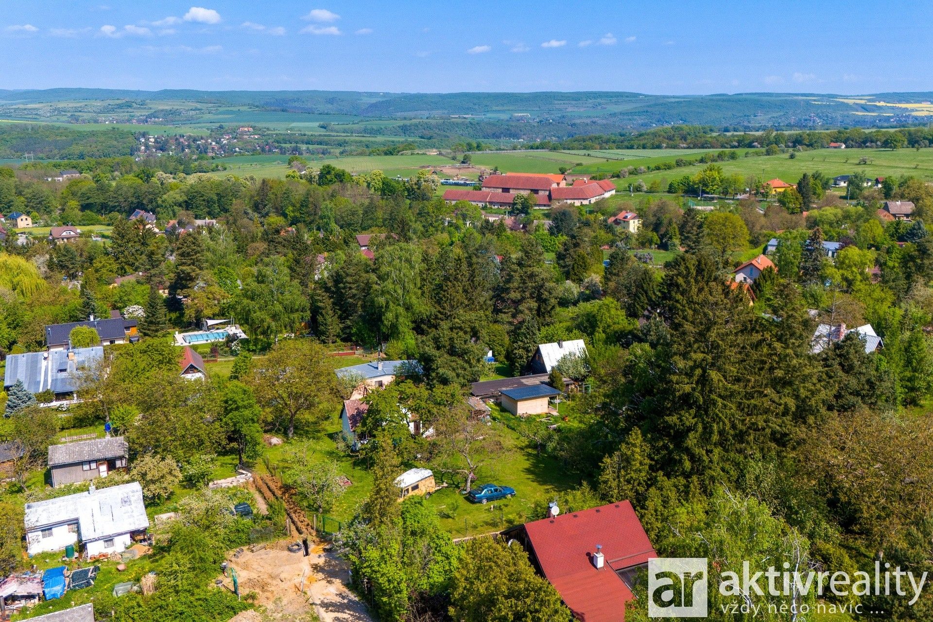 Prodej pozemek pro bydlení - V Zátiší, Svinaře, 1 169 m²