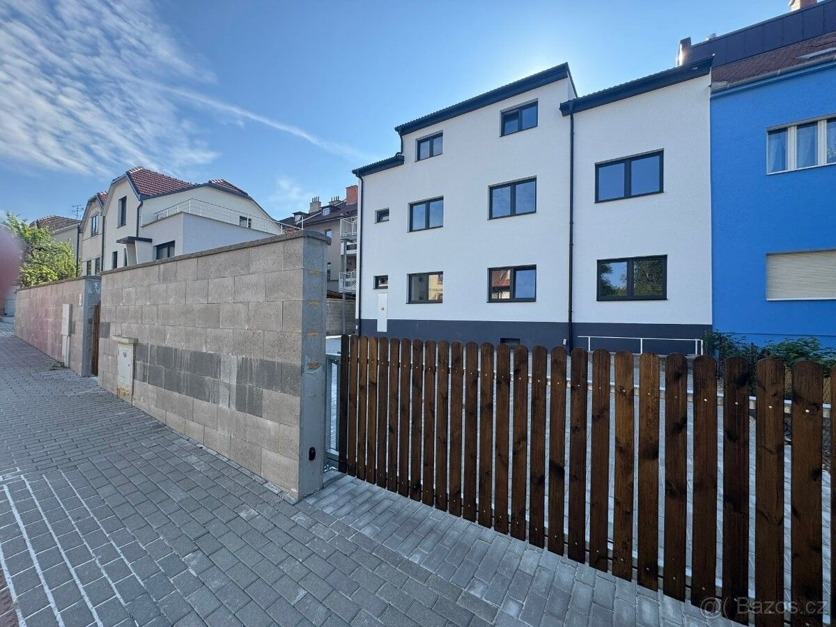 Prodej dům - Brno, 615 00, 103 m²