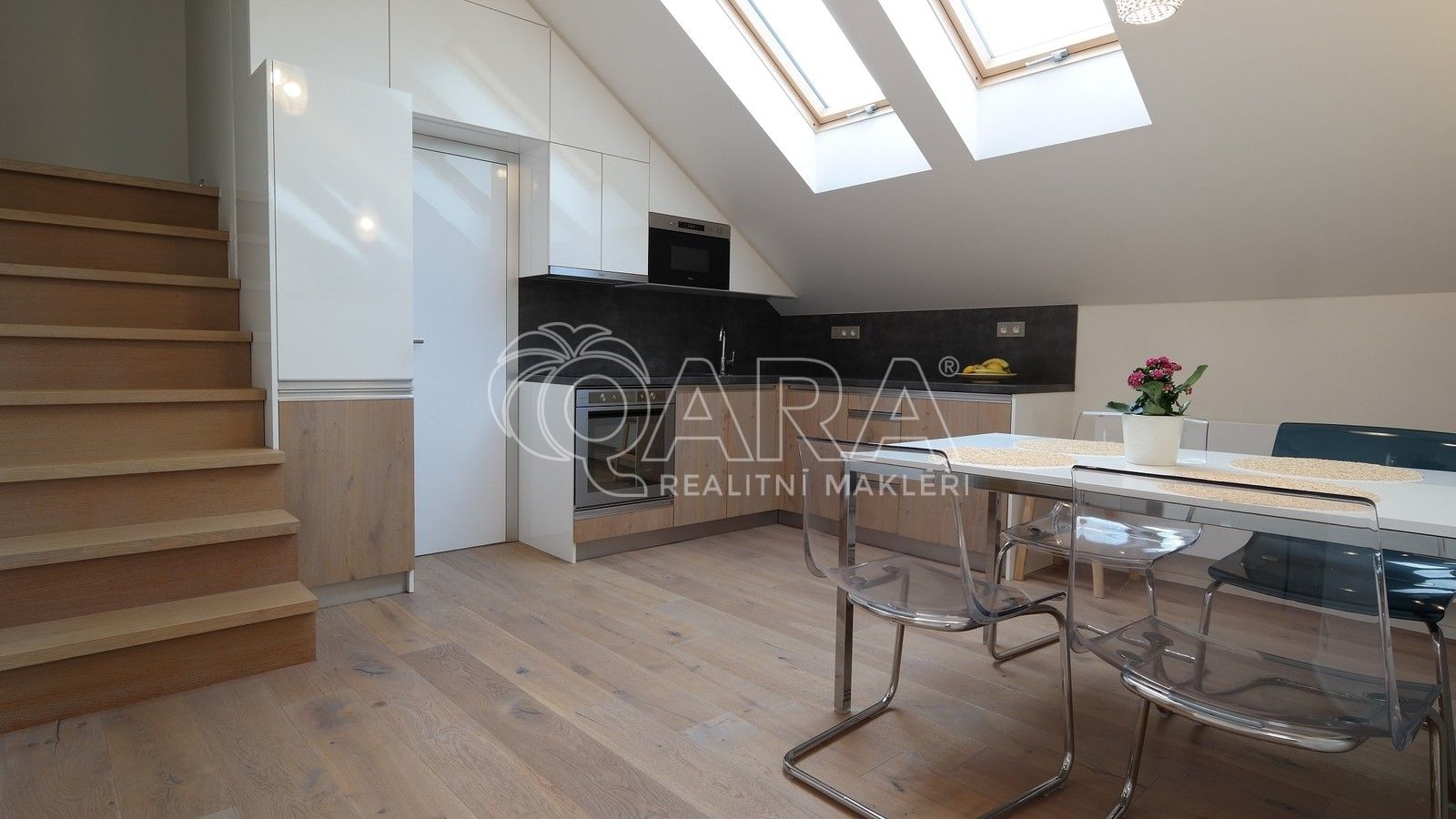 3+kk, U Santošky, Praha, 80 m²