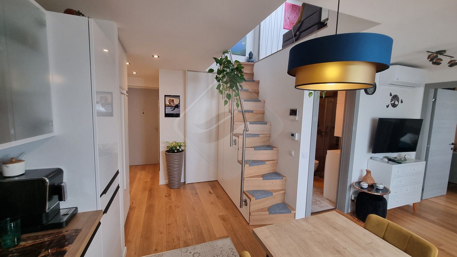 2+kk, Na hrádku, Praha, 55 m²