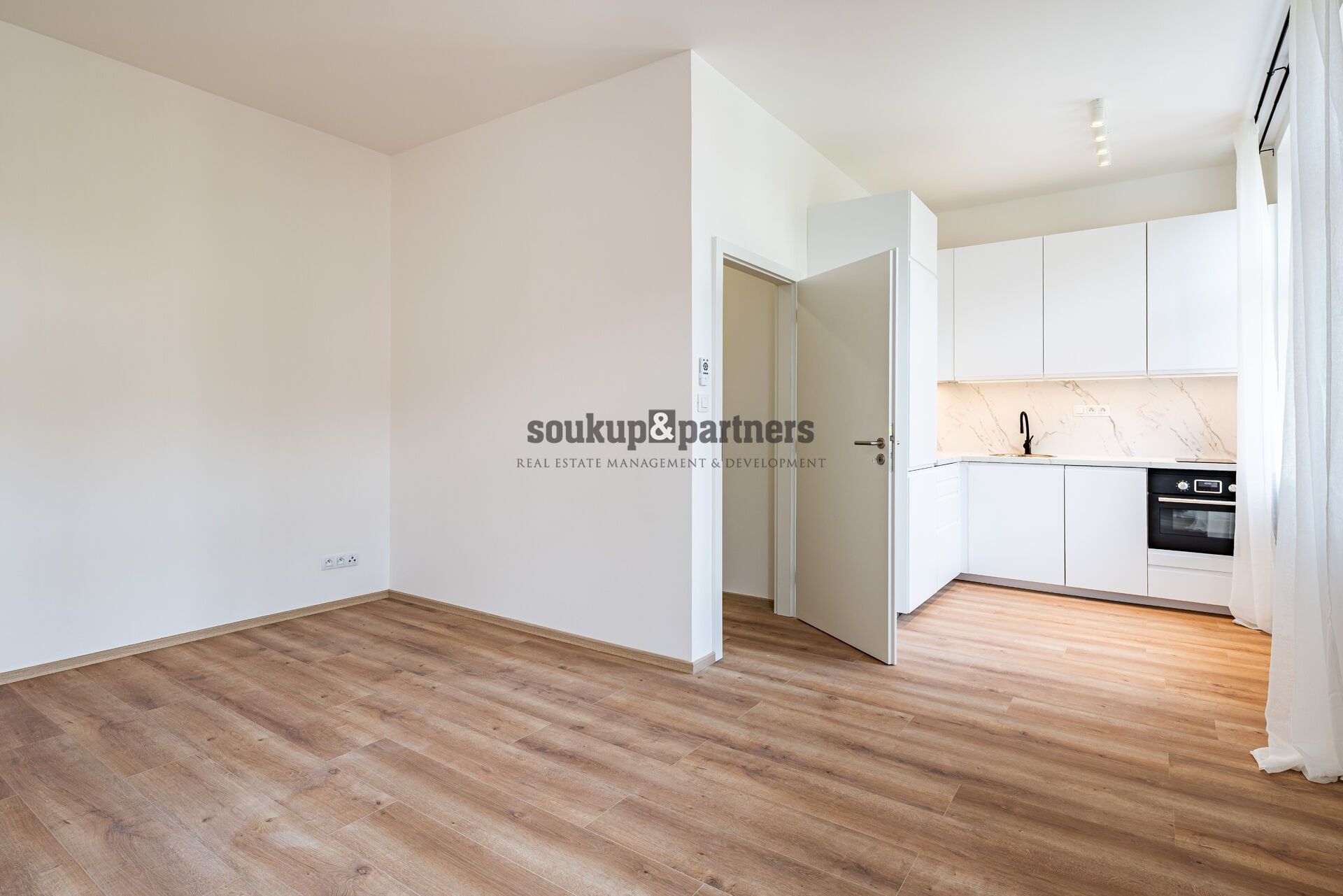 Prodej byt 1+kk - Sinkulova, Praha, 30 m²