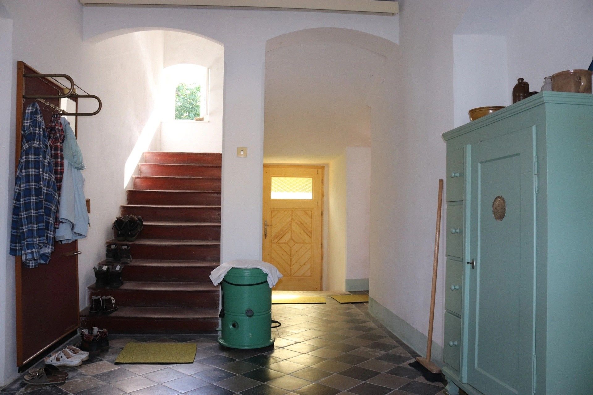 Ostatní, Bernartice, 350 m²