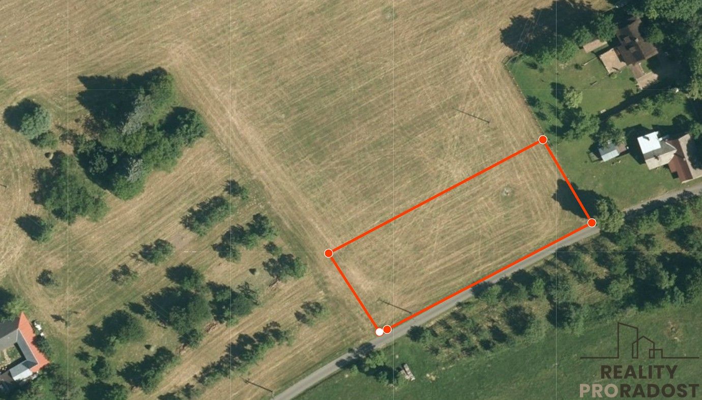 Ostatní, Rusava, 2 027 m²