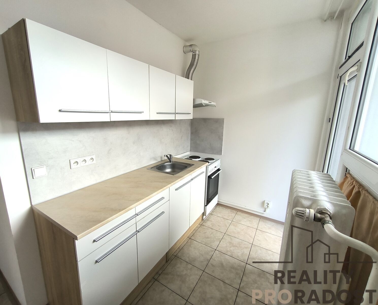2+1, Teplická, Bílina, 40 m²