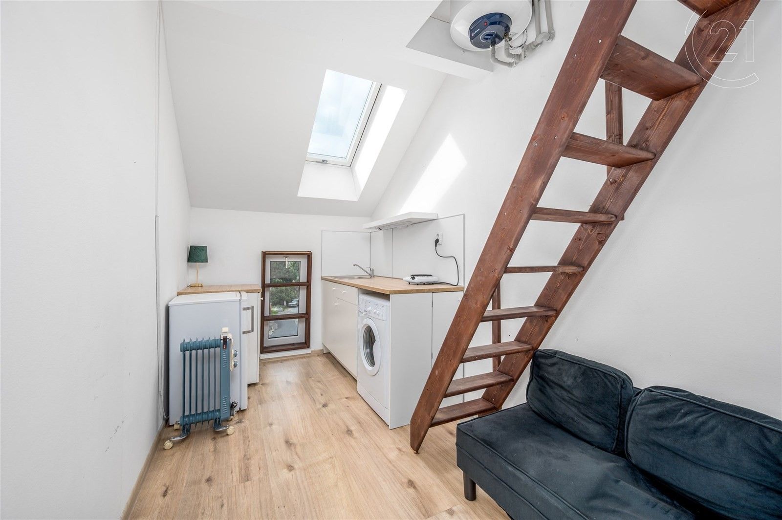 1+kk, náměstí Antonína Pecáka, Praha, 18 m²
