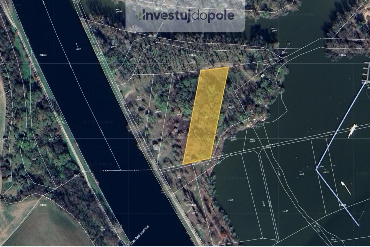 Louky, Borek, 4 226 m²