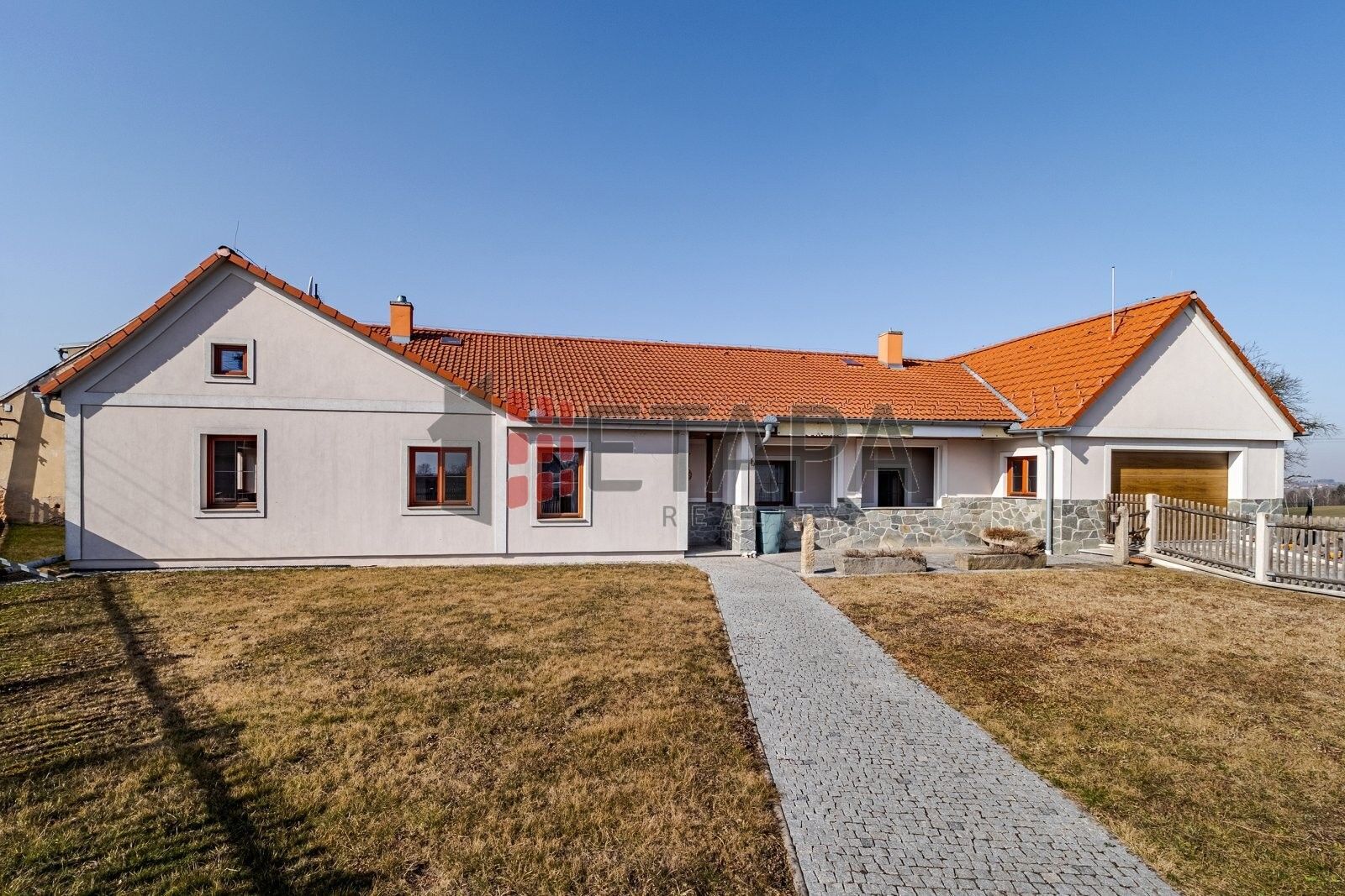 Ostatní, Strážkovice, 170 m²
