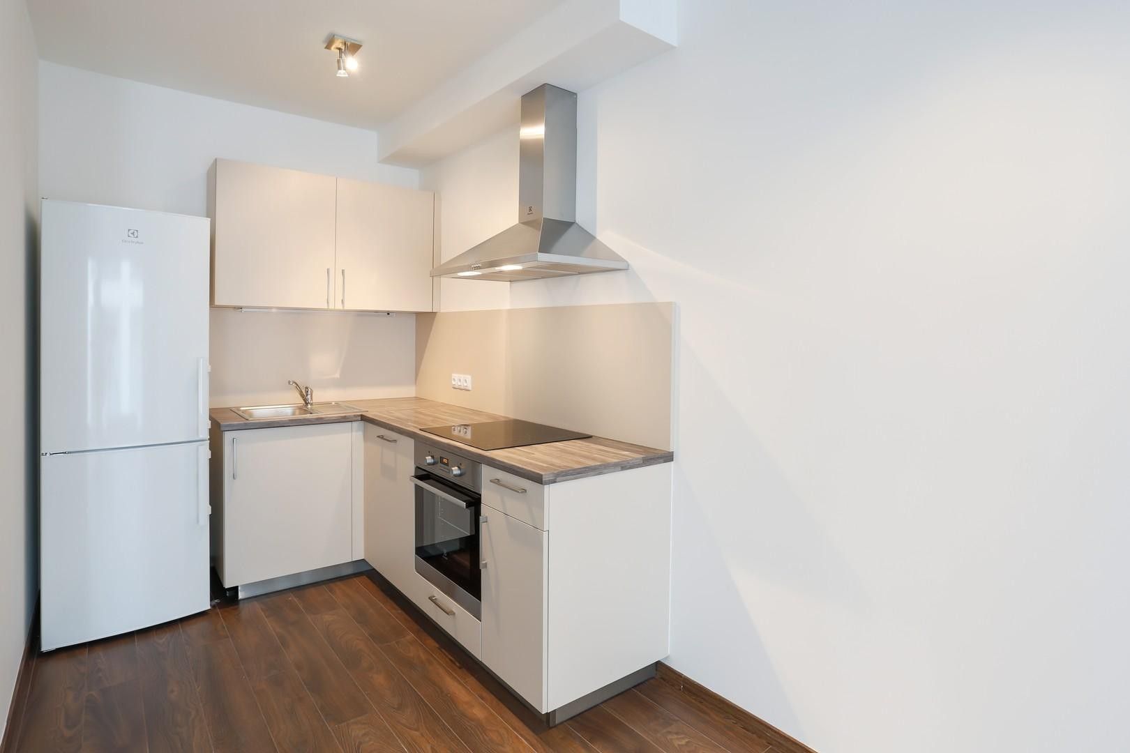 1+kk, Třebonice, Praha, 30 m²