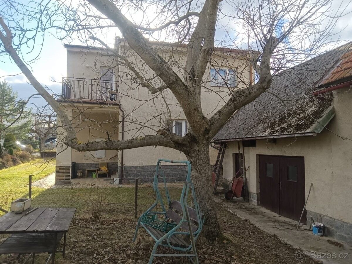 Prodej dům - Benešov, 257 54, 1 600 m²
