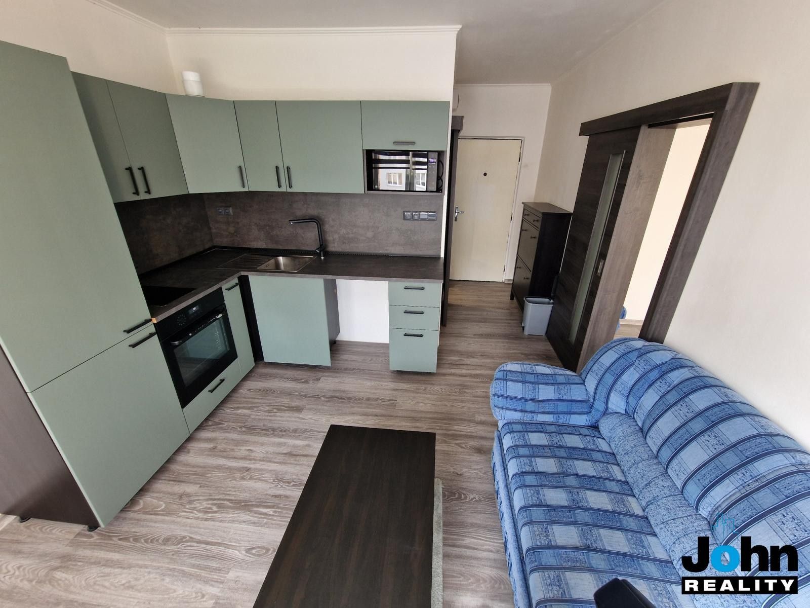 Pronájem byt 1+1 - Chomutov, 36 m²