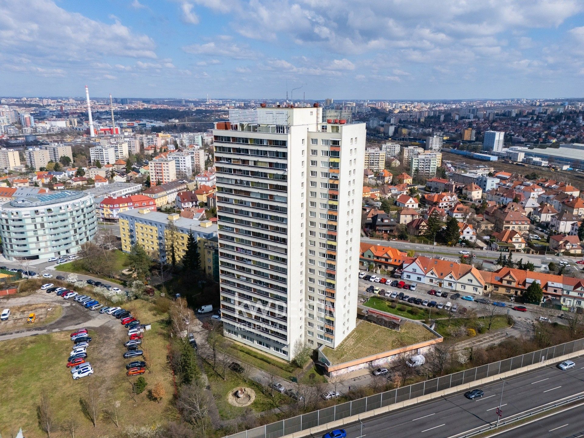 3+1, Pod dálnicí, Praha, 71 m²