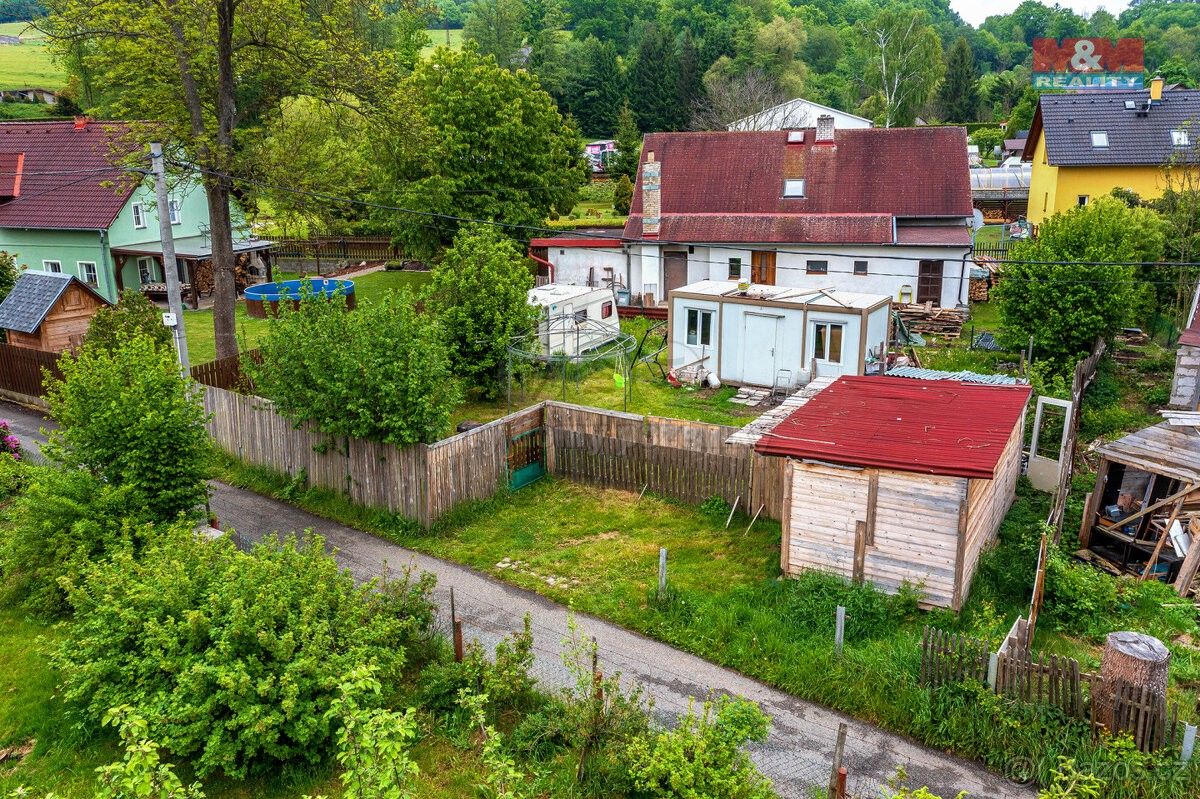 Zahrady, Děčín, 405 02, 404 m²