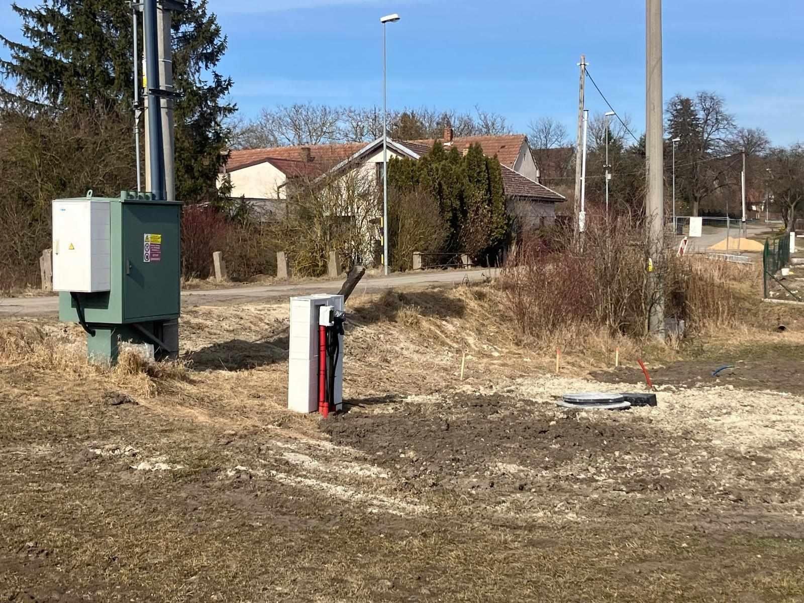 Prodej pozemek pro bydlení - Bělušice, Kolín, 2 670 m²