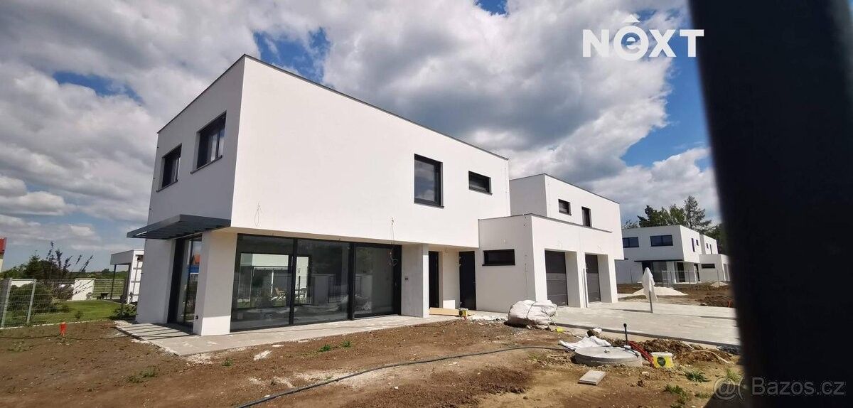 Prodej pozemek - Nechanice, 503 15, 949 m²