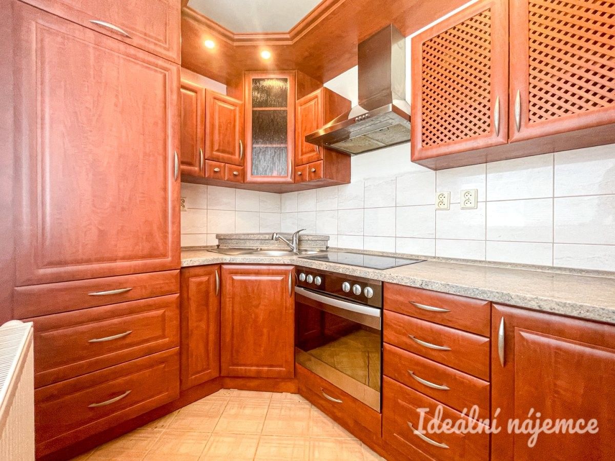 2+1, Krátká, Milovice, 47 m²
