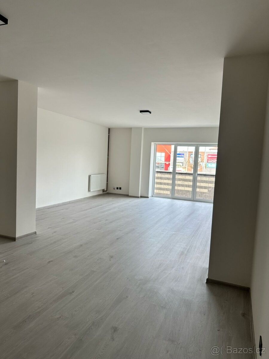 Pronájem byt 1+kk - Kladno, 272 01, 58 m²