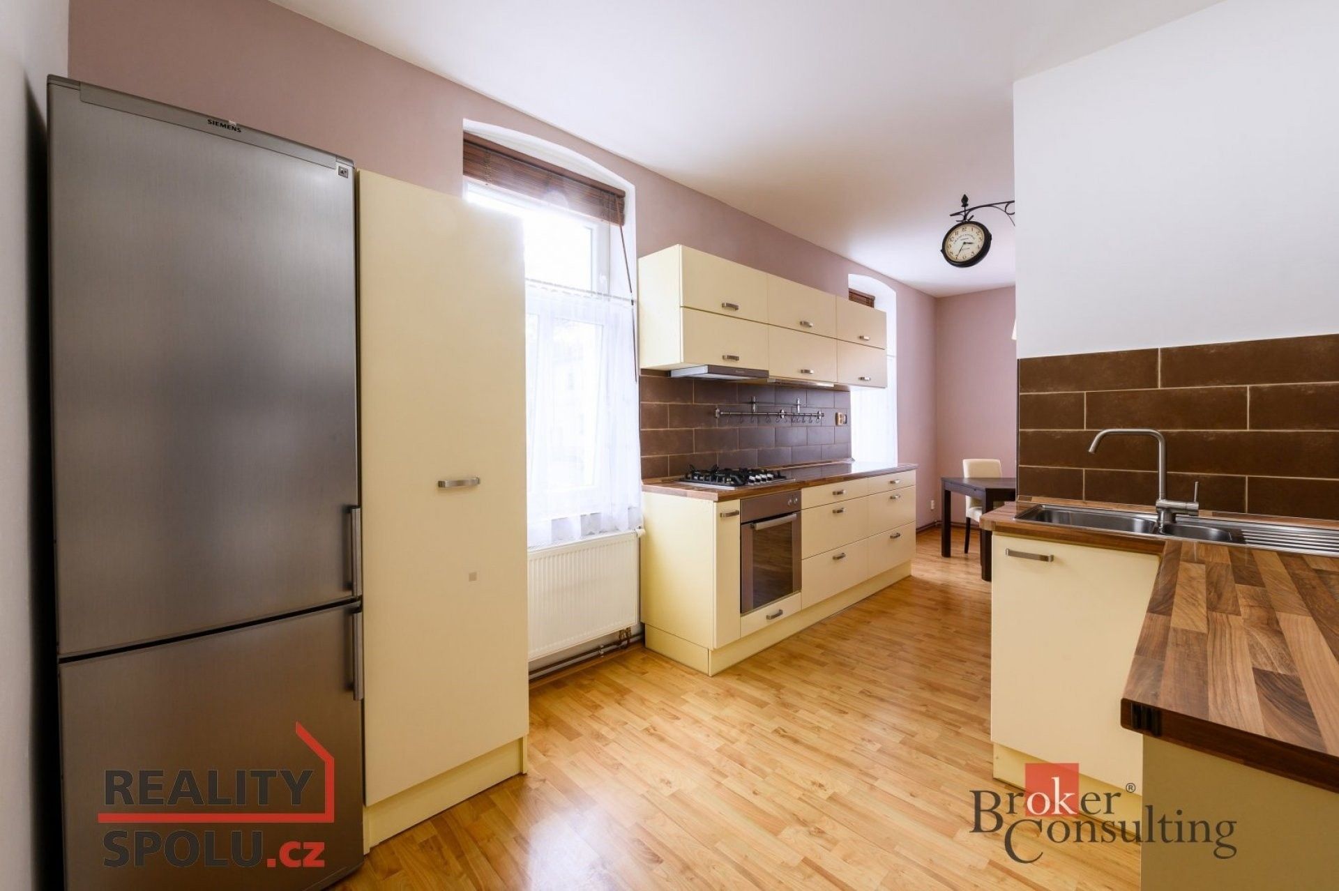 Prodej byt 2+kk - Nad Týncem, Plzeň, 63 m²
