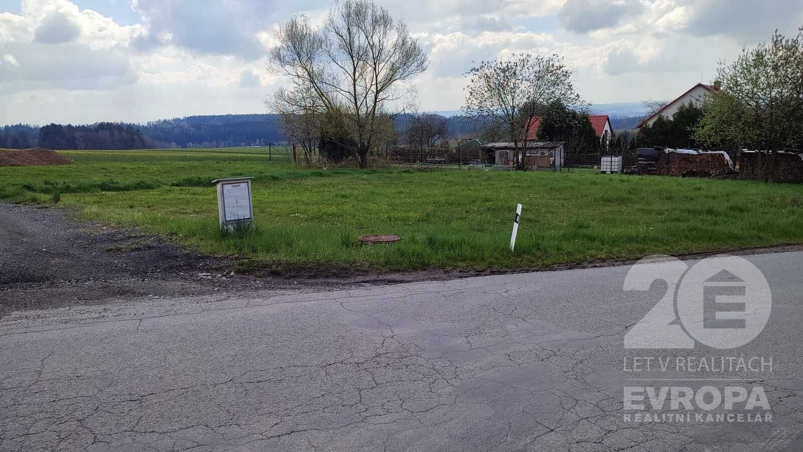 Prodej pozemek pro bydlení - Útěchovice pod Stražištěm, 1 140 m²