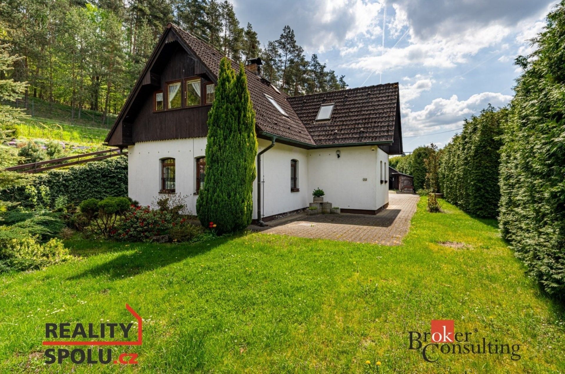 Prodej rodinný dům - Dolní Krupá, 226 m²