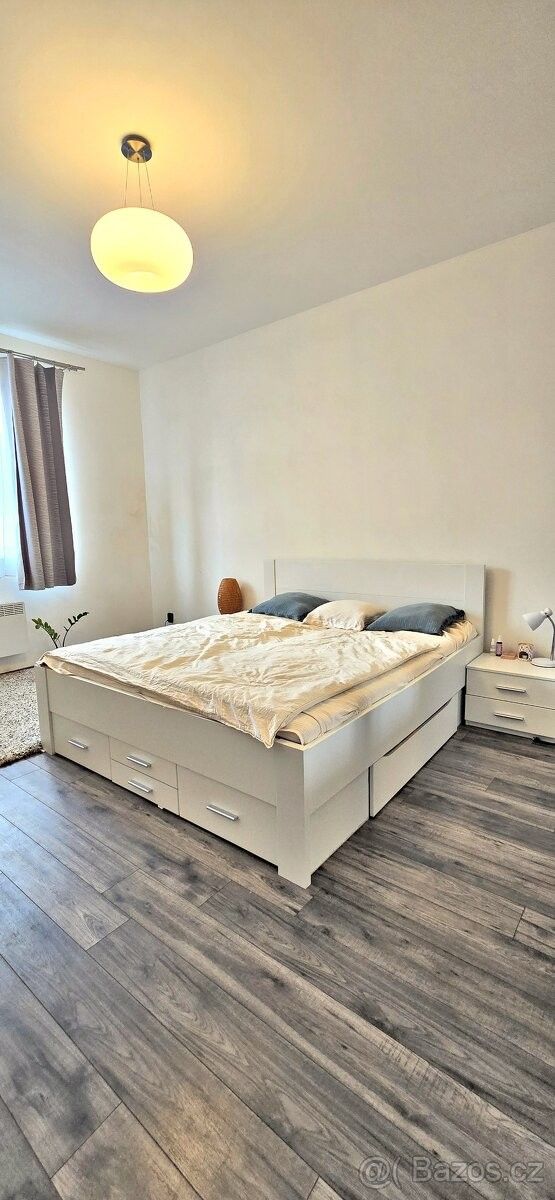 2+kk, Praha, 109 00, 50 m²