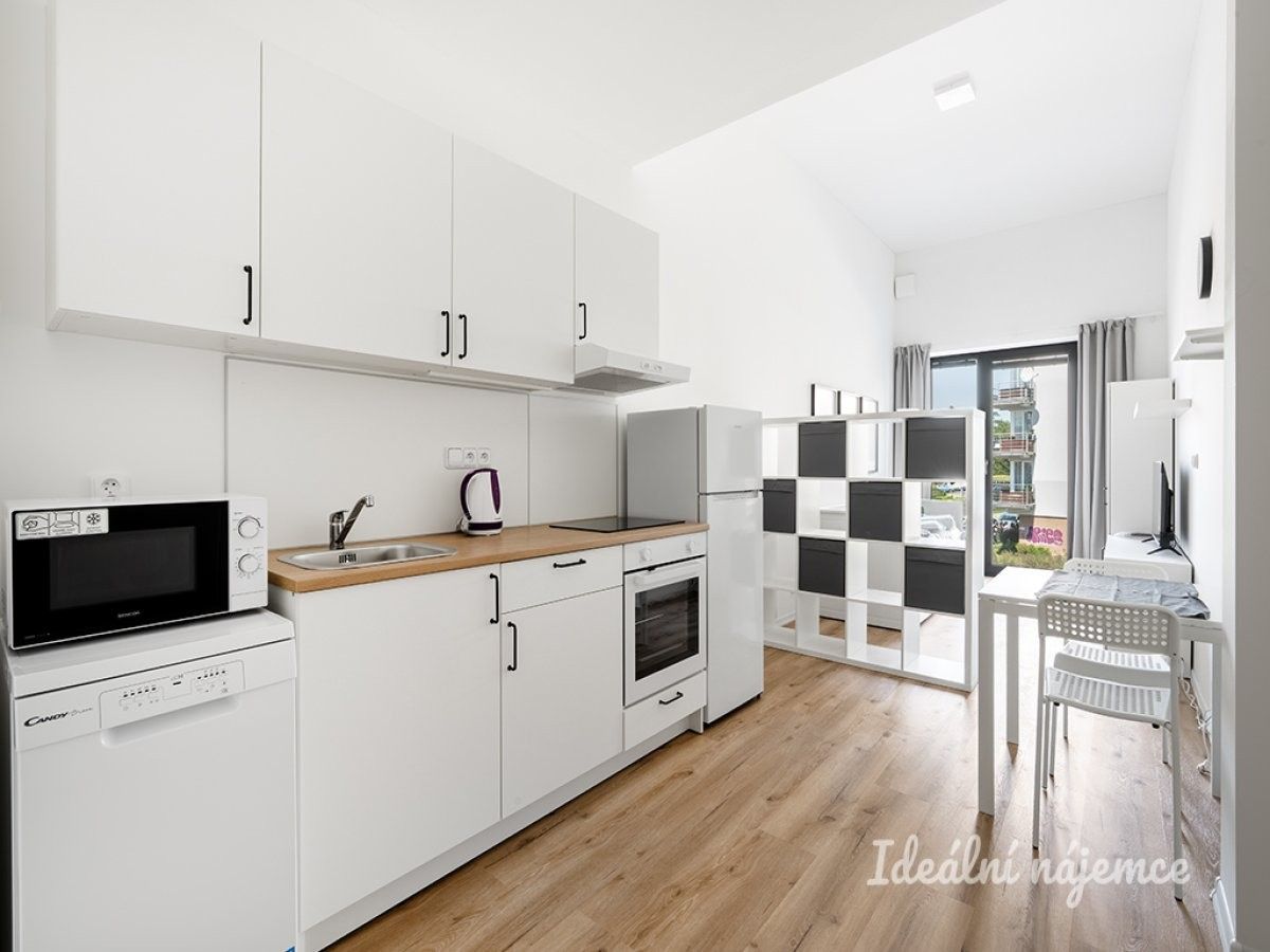 1+kk, Jordánská, Praha, 25 m²