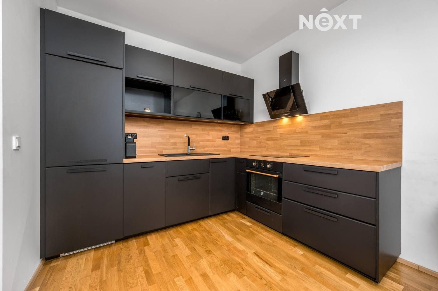 Prodej byt 2+kk - Praha 12, Praha, 70 m²