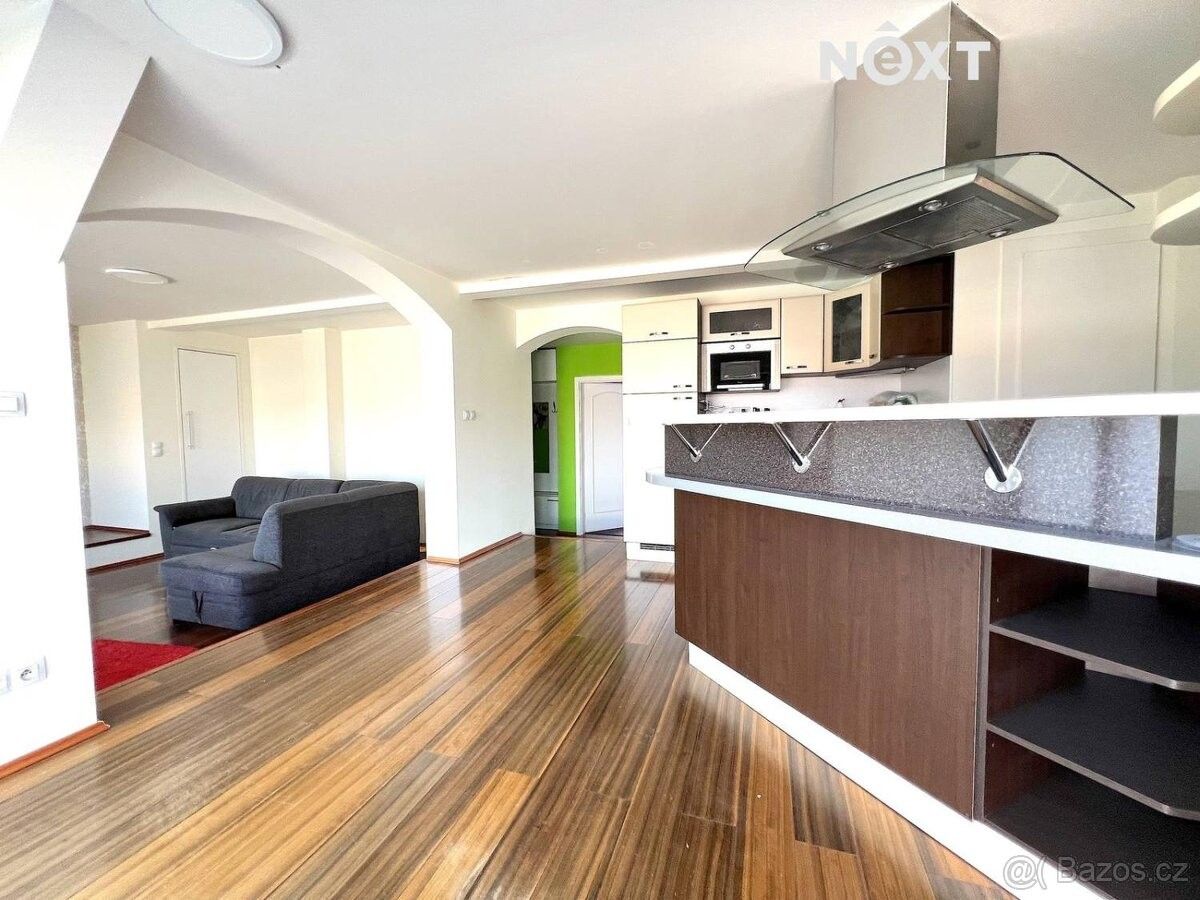 2+kk, Vyškov, 682 01, 70 m²