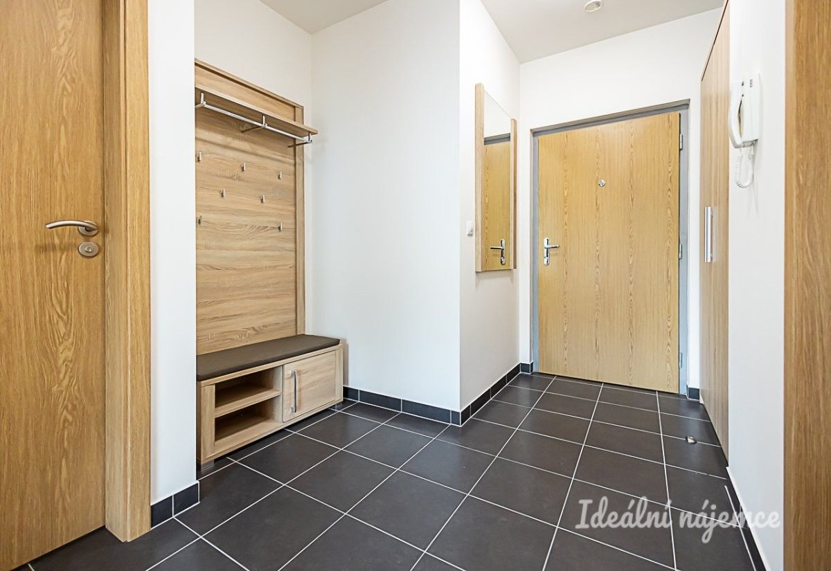 Pronájem byt 3+kk - Ocelářská, Praha, 82 m²