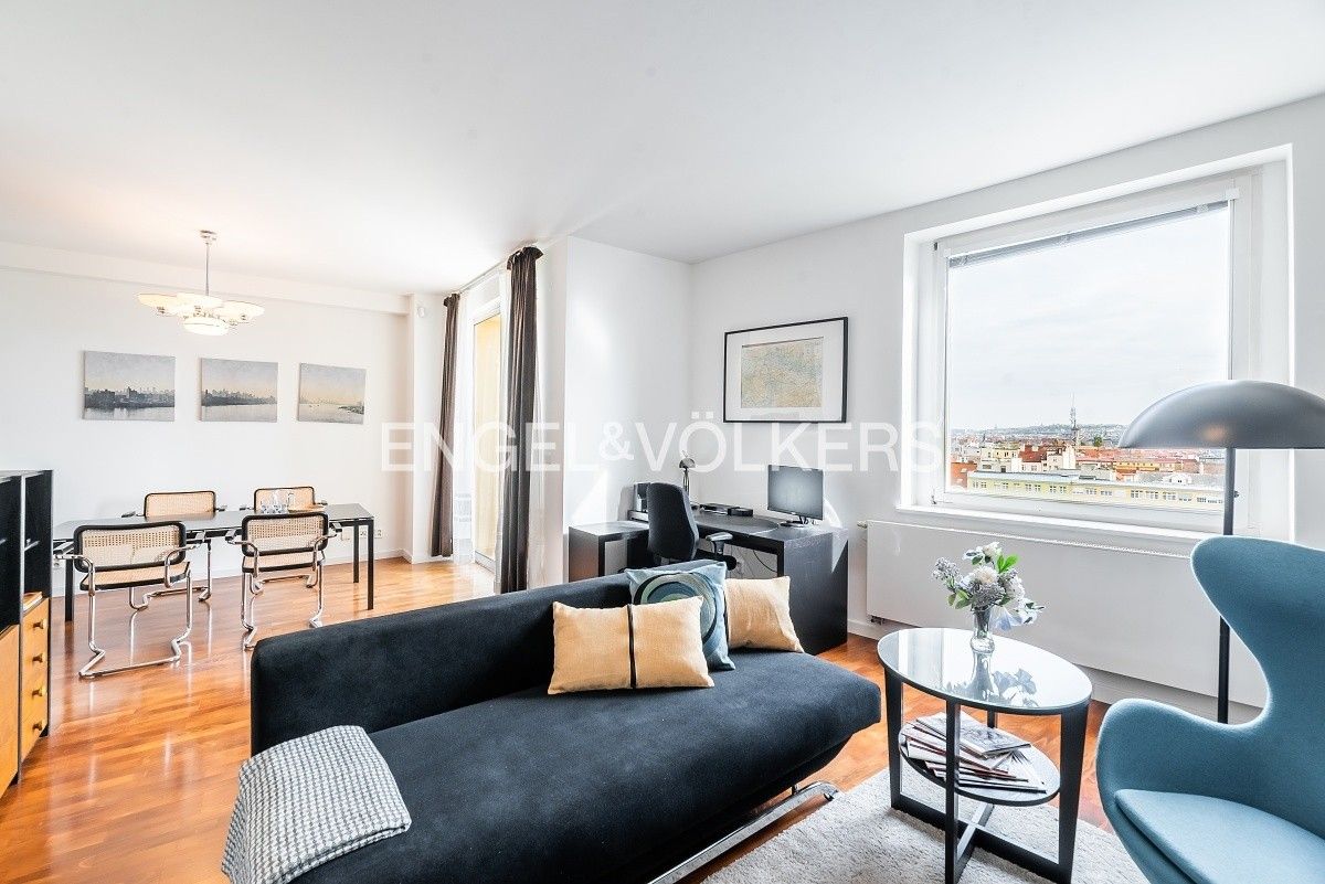 2+kk, Holečkova, Praha, 76 m²