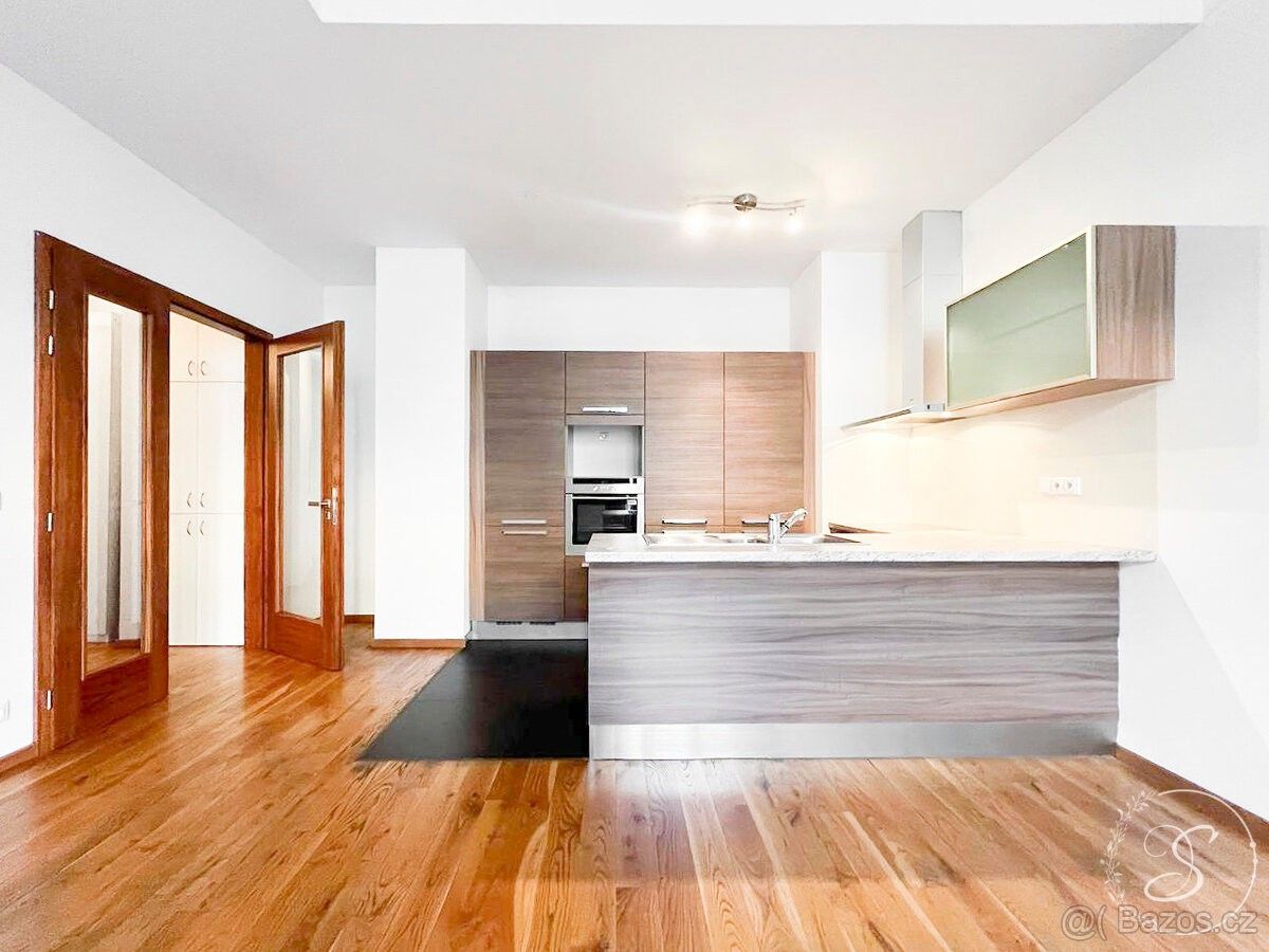 Pronájem byt 3+kk - Praha, 128 00, 89 m²