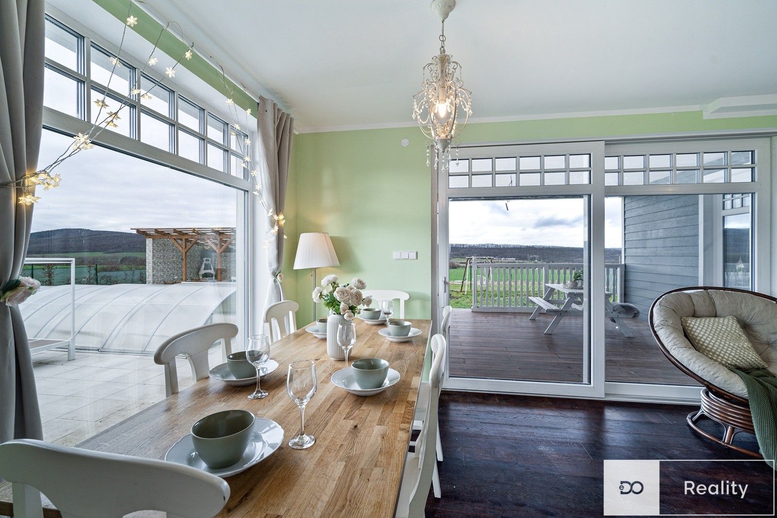 Prodej rodinný dům - Skuhrov, 272 m²