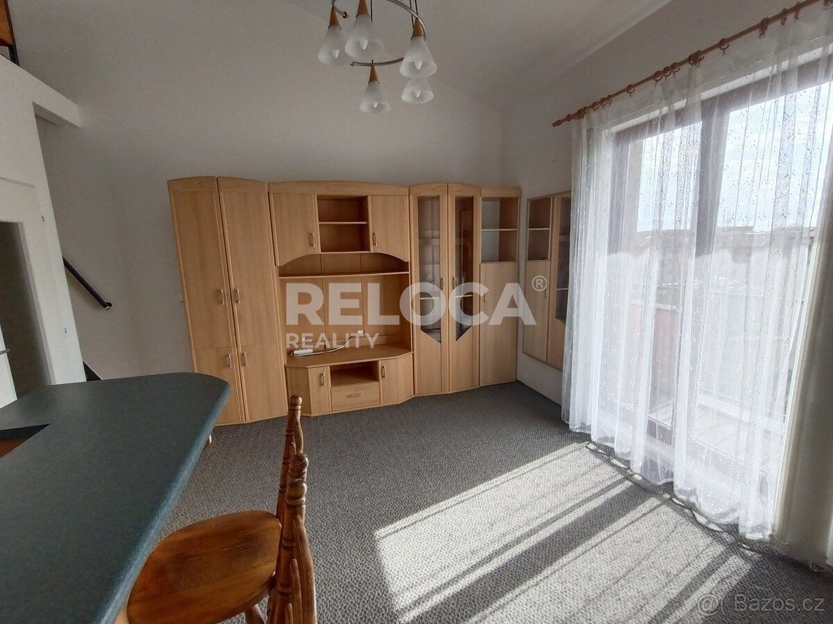 Pronájem byt 1+1 - Praha, 155 00, 40 m²