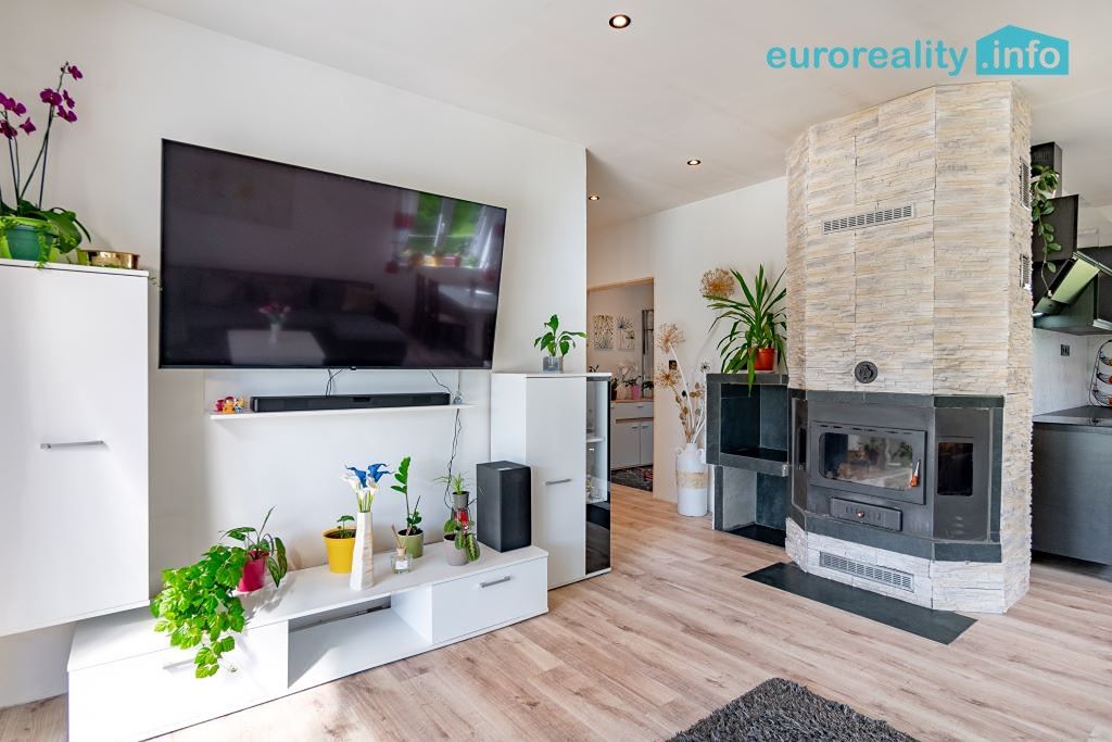 Prodej dům - Dubnice pod Ralskem, 471 26, 75 m²