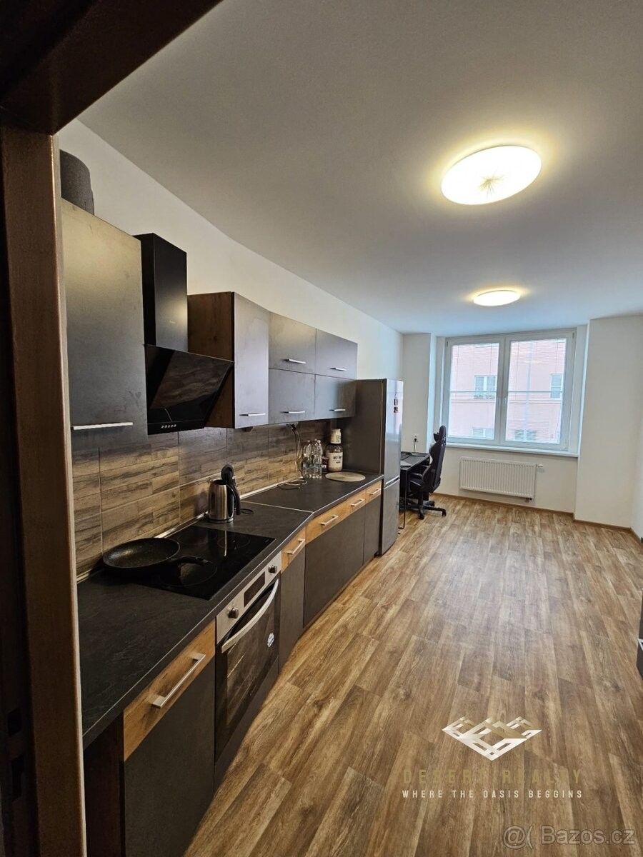 Pronájem byt 2+kk - Praha, 140 00, 45 m²