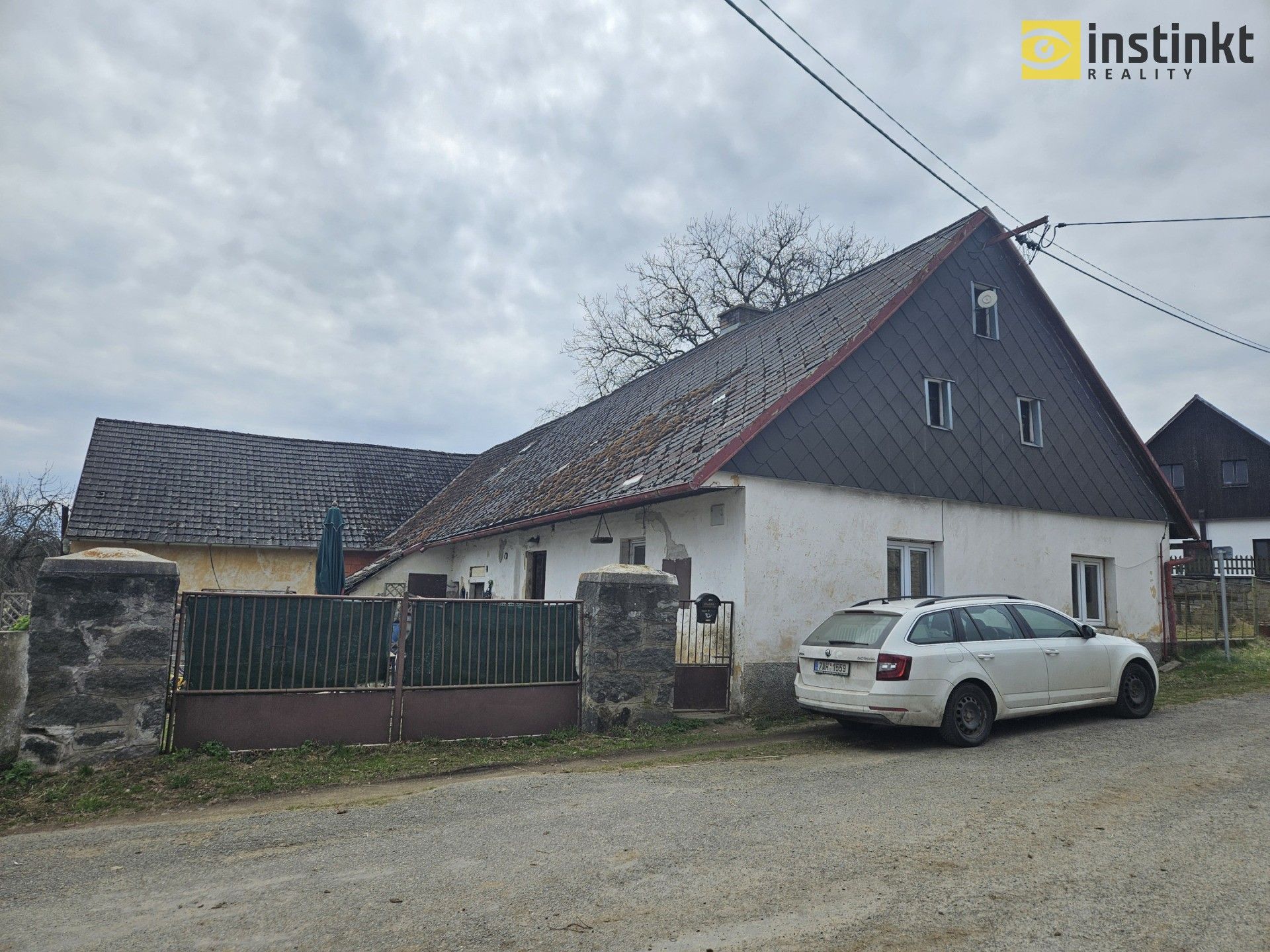 Rodinné domy, Sluhov, Kolinec, 350 m²