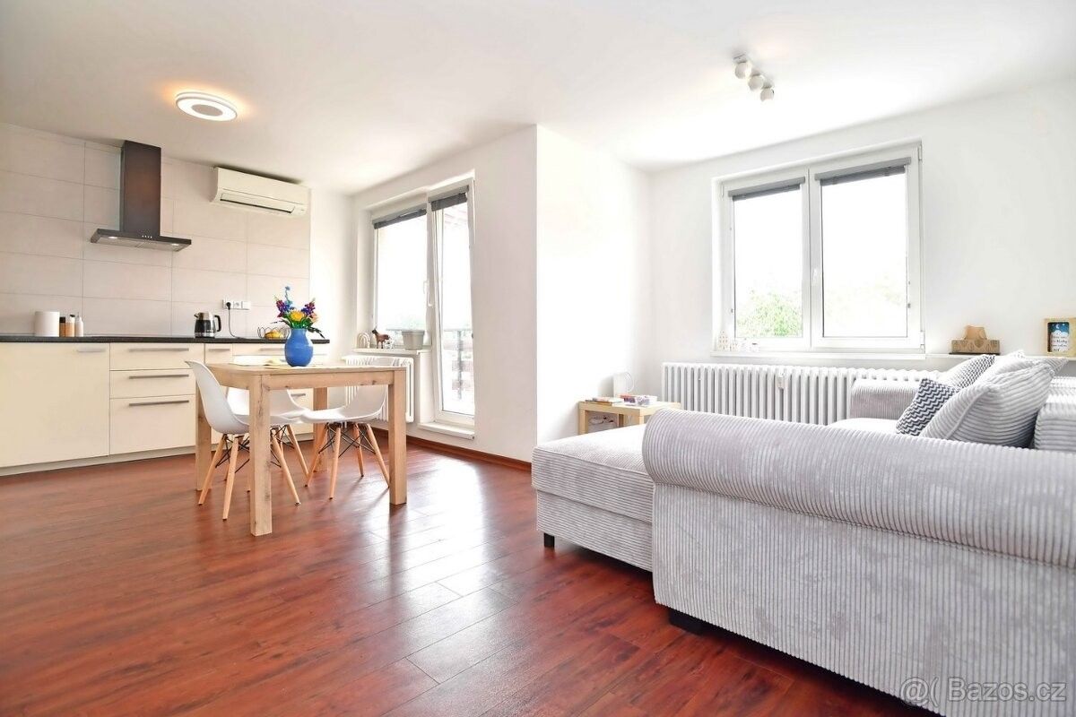 3+kk, Praha, 140 00, 62 m²