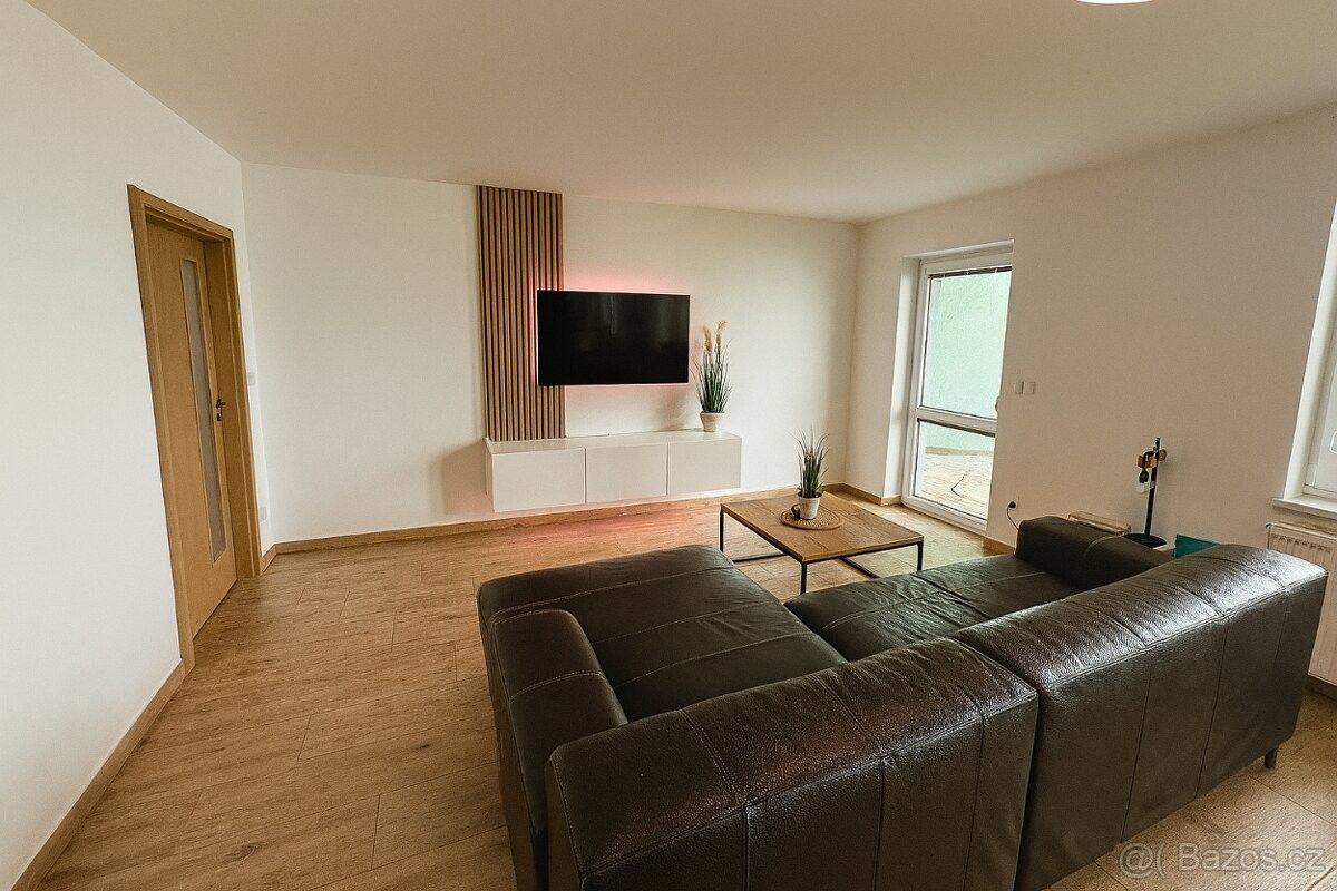 Ostatní, Oslavany, 664 12, 120 m²