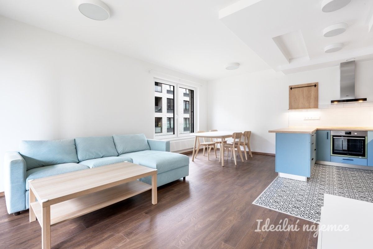 4+kk, Počernická, Praha, 107 m²