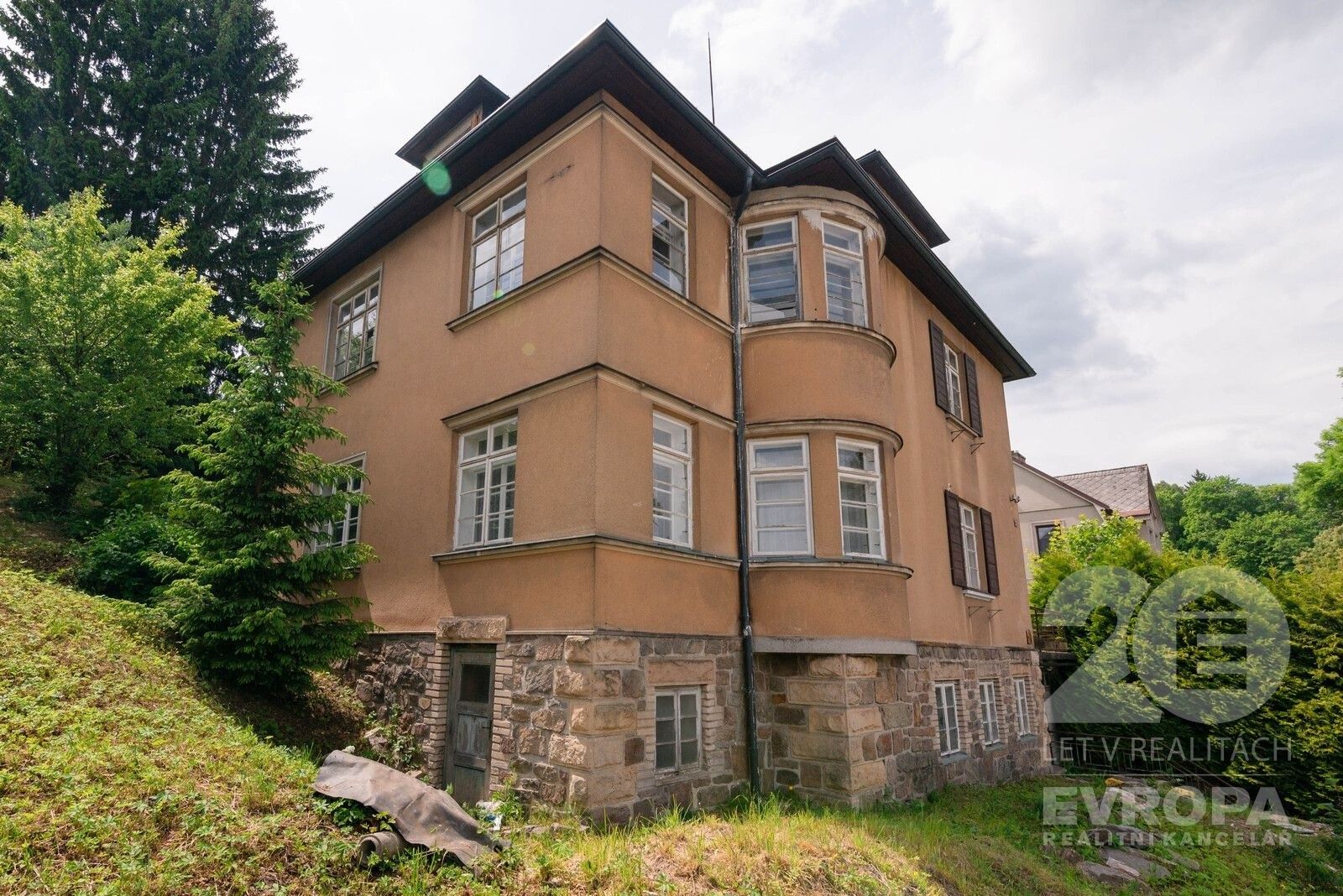 Rodinné domy, Dobrovského, Vrchlabí, 277 m²