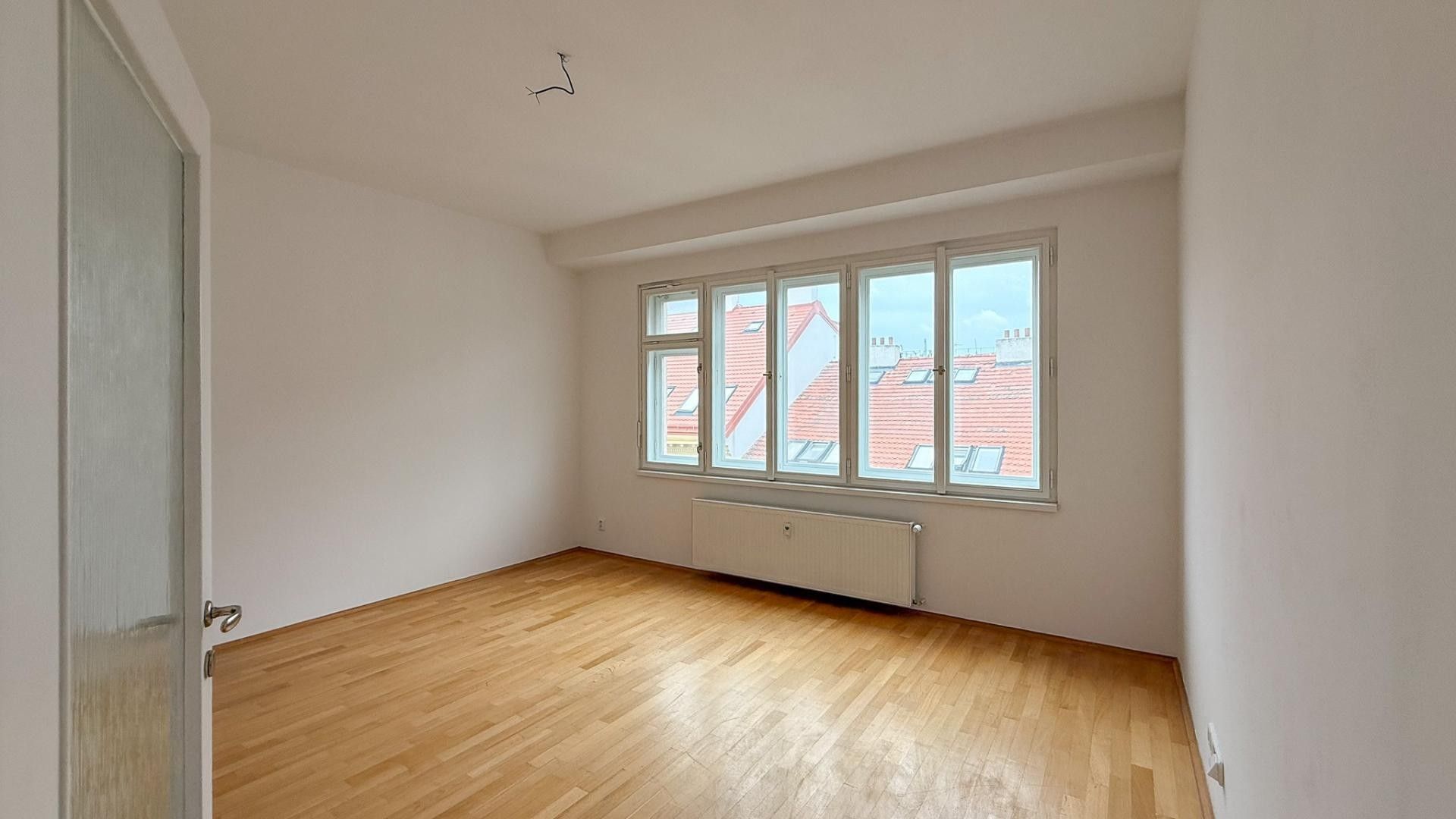 Pronájem byt 2+kk - Londýnská, Praha, 62 m²