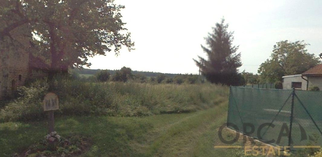 Prodej zemědělský pozemek - Zborovice, 768 32, 1 795 m²