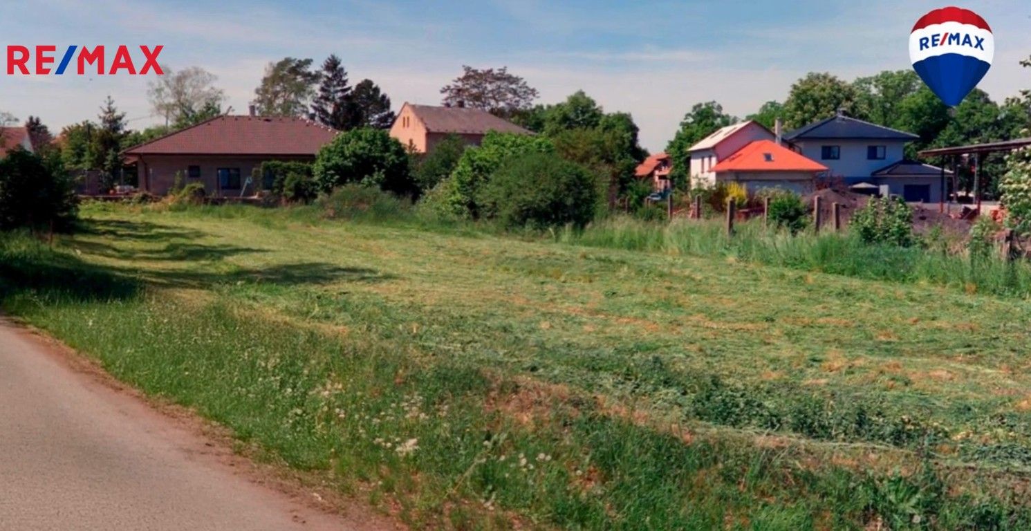 Pozemky pro bydlení, Dobrovice, 1 249 m²