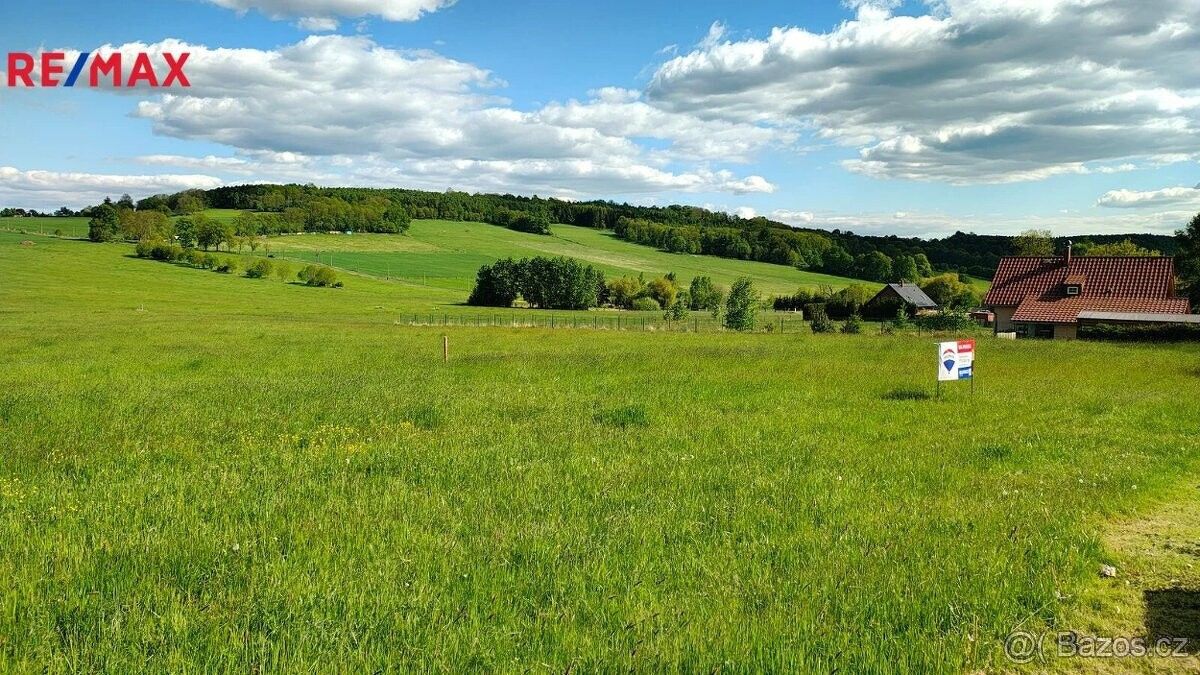 Prodej pozemek pro bydlení - Děčín, 405 02, 1 715 m²