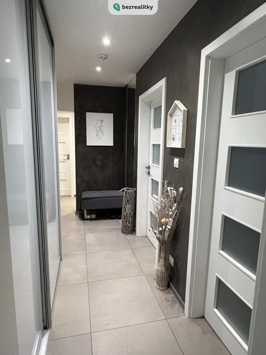 3+kk, Plamínkové, Praha, 74 m²