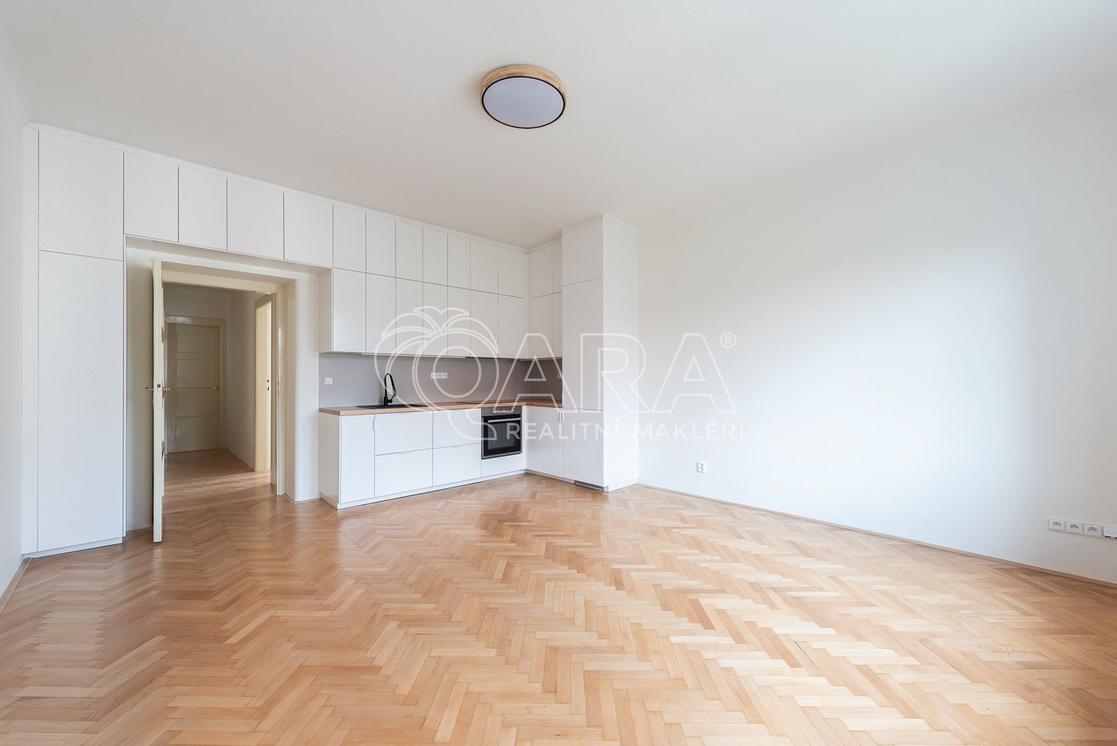 3+kk, Tovární, Praha, 96 m²