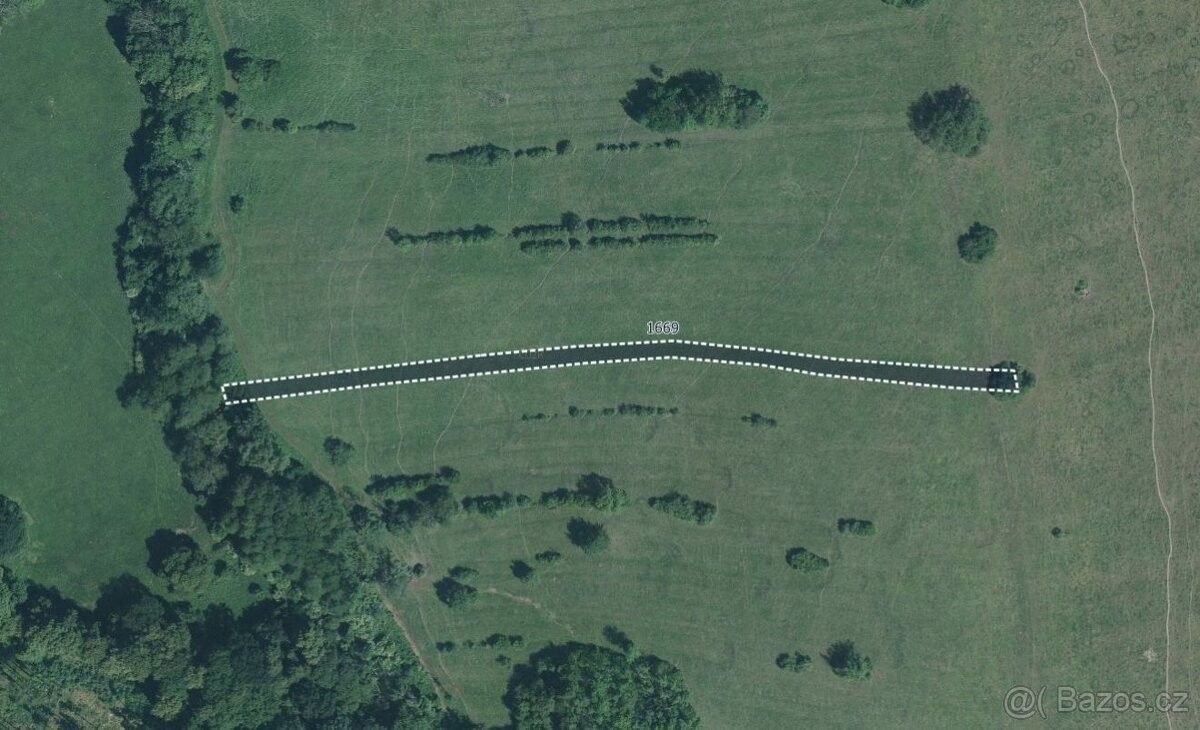 Prodej zemědělský pozemek - Blatnice pod Svatým Antonínkem, 696 71